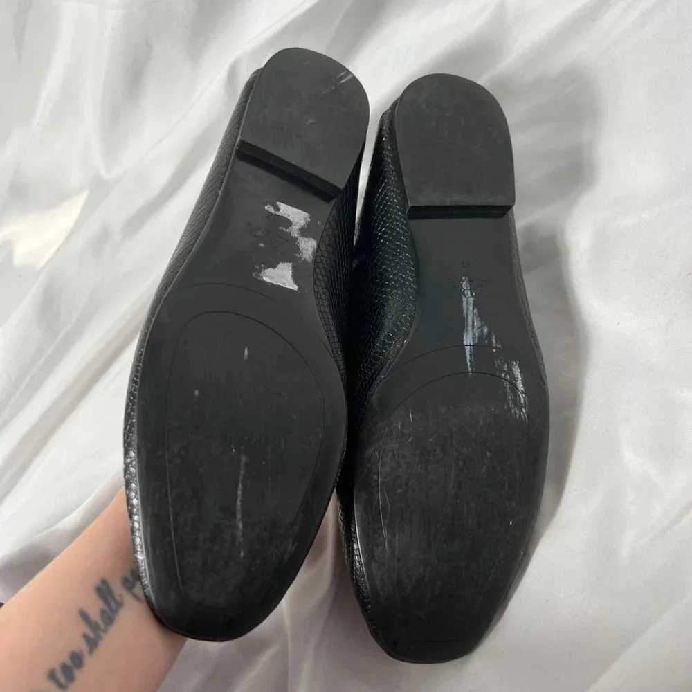 Zara Black Snakeskin Faux Leather Loafers Size 36‎ Gold Buckle